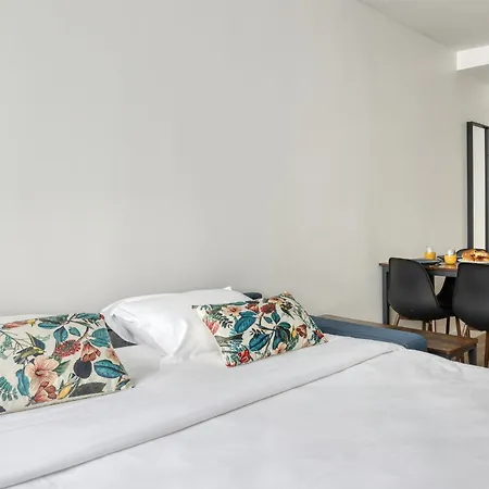 Modern & Pleasant Flat In The Heart Of The 15th Apartment